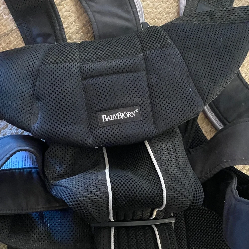 Baby Bjorn - Picture 2 of 3